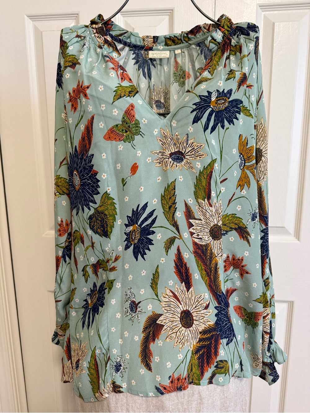 Spartina 100% silk floral blouse mint green botanical butterfly long sleeve top